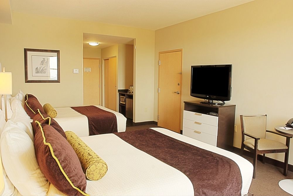 Best Western Plus Intl Airport & Coral Gables Hotel 3*