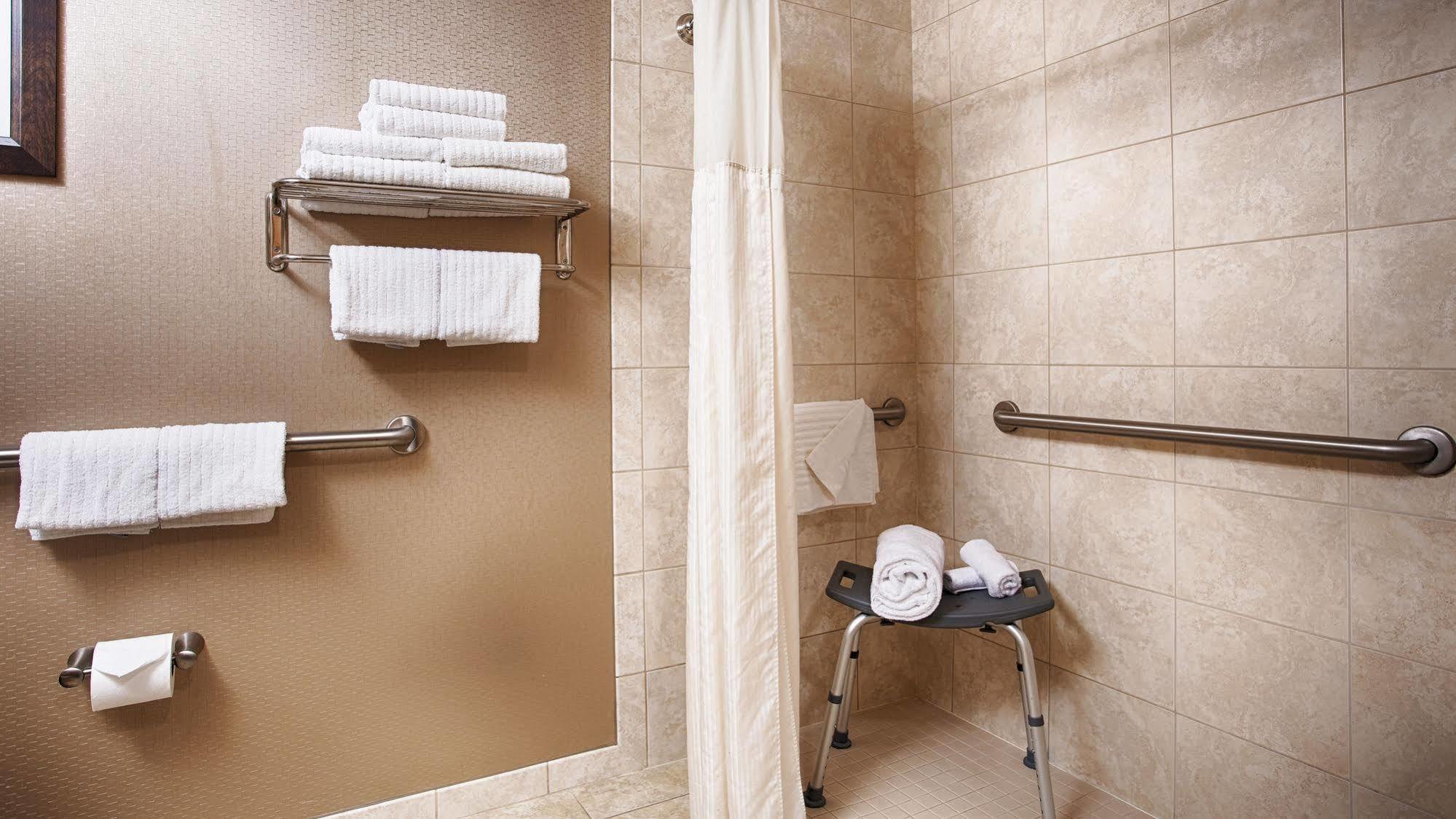 Best Western Plus Intl Airport & Coral Gables Hotel