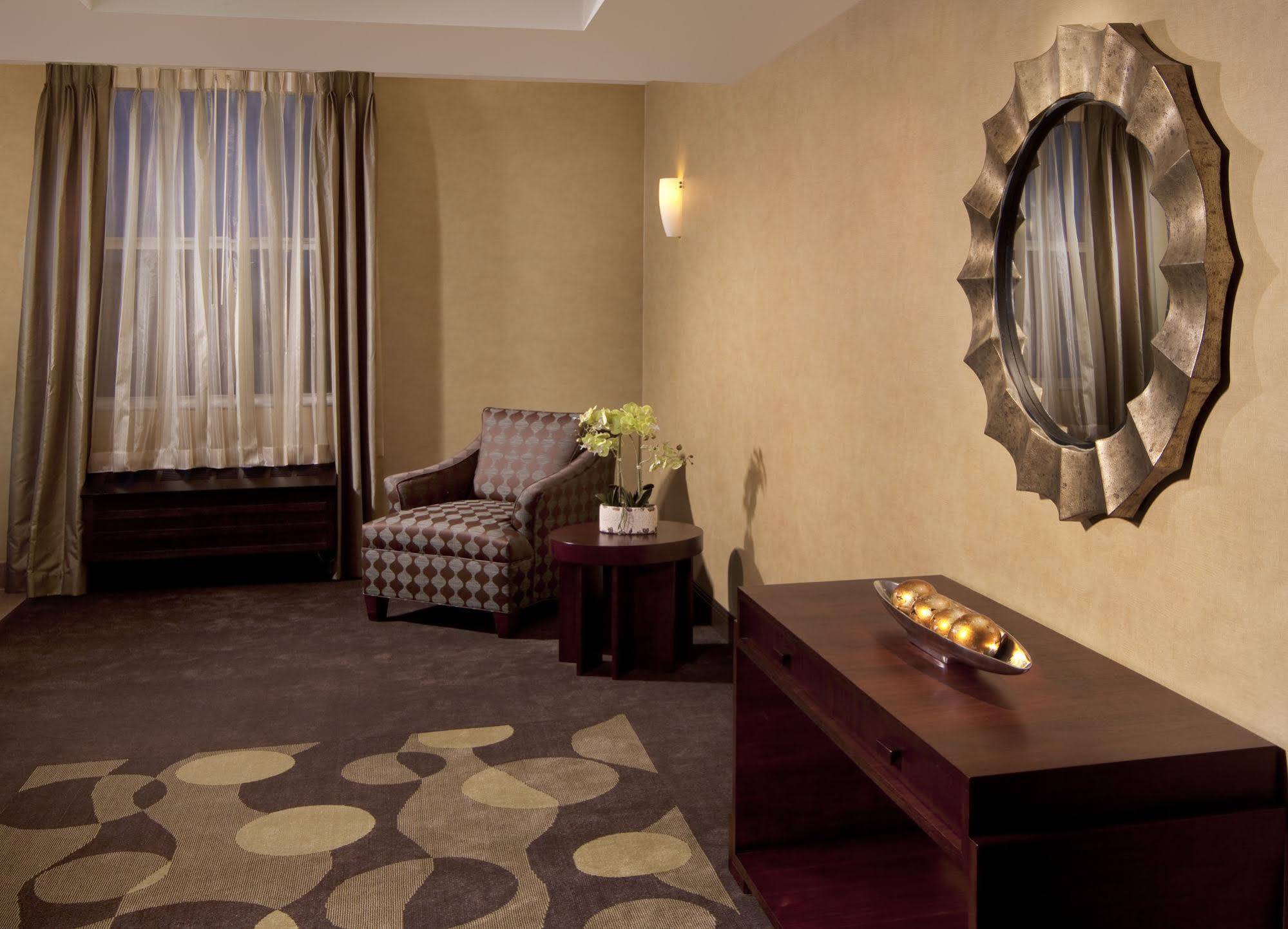 Western Premier International Airport Hotel&suites Coral Gables Hotel 3*